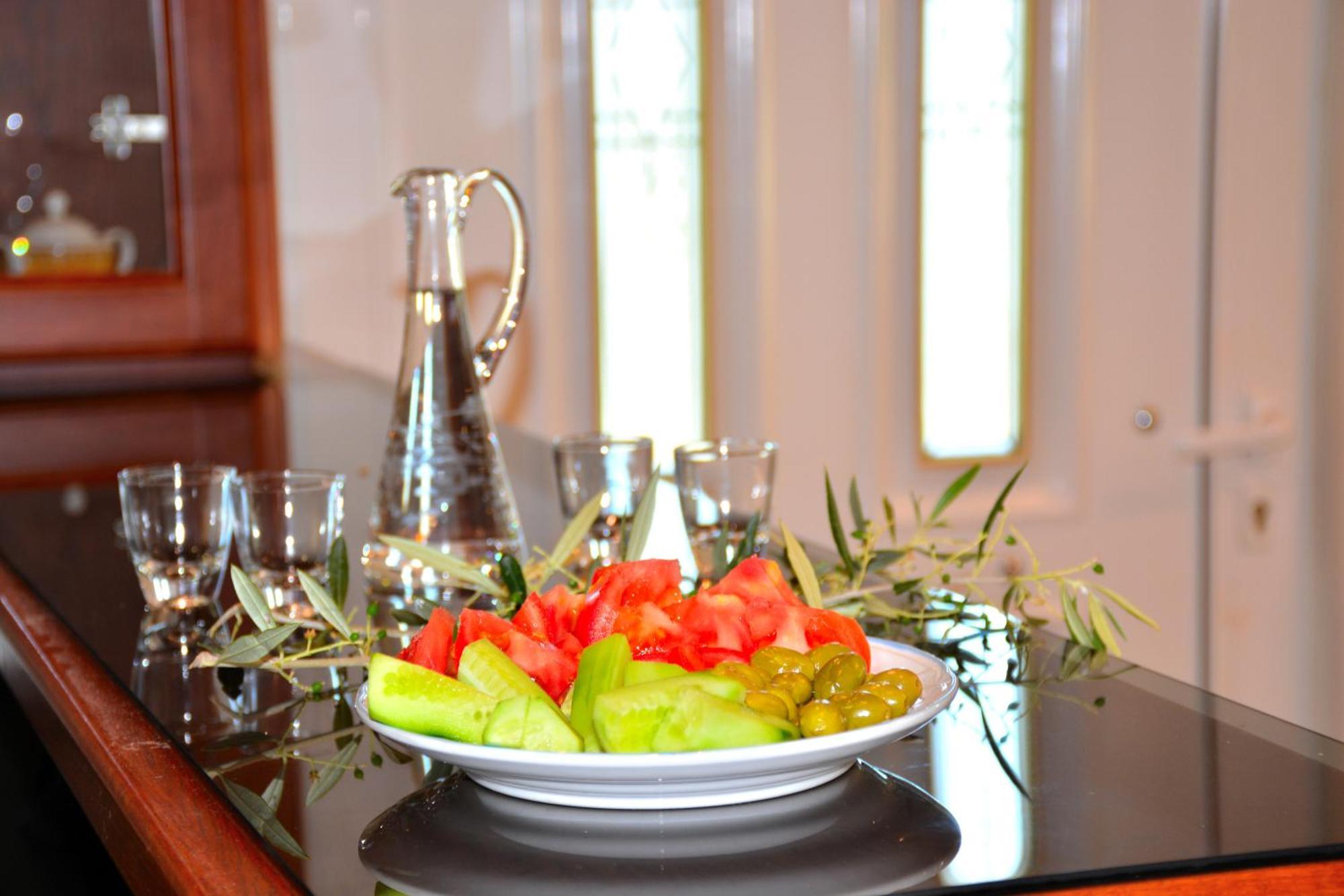 Amarlia Villa Skaleta Luaran gambar